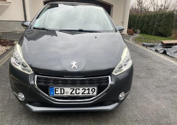 Peugeot 208 cena 23800 przebieg: 138055, rok produkcji 2012 z Pruszków małe 781